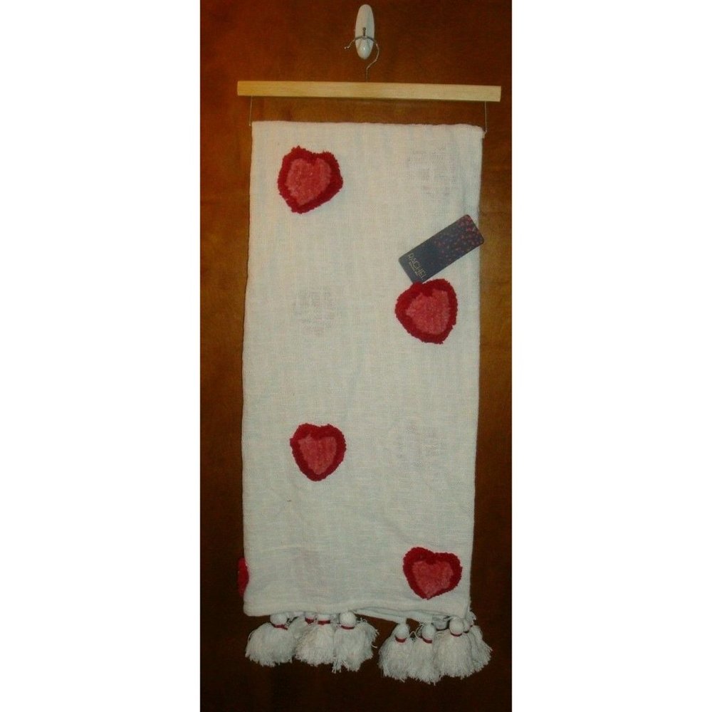 New Rachel Roy 50 x 60" Woven Throw Blanket Tassels Raised Red & Pink Hearts